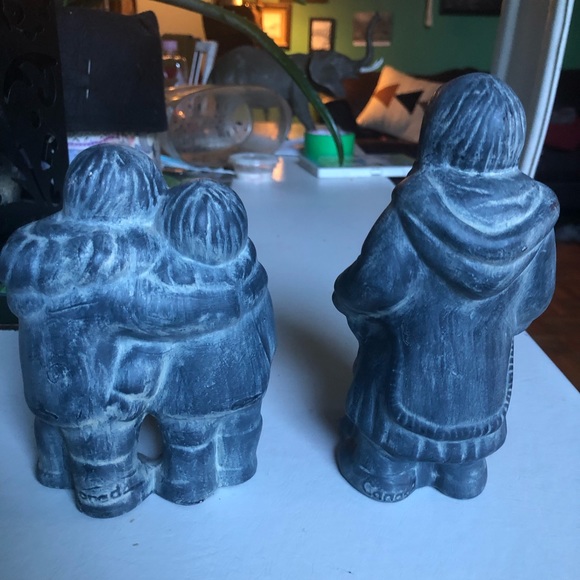 3 Inuit figurines, 2 by Diehl and the other is signed Scott 1979, - Picture 8 of 11